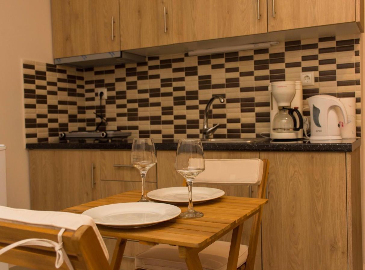 Central Luxury Studio Corinth Экстерьер фото
