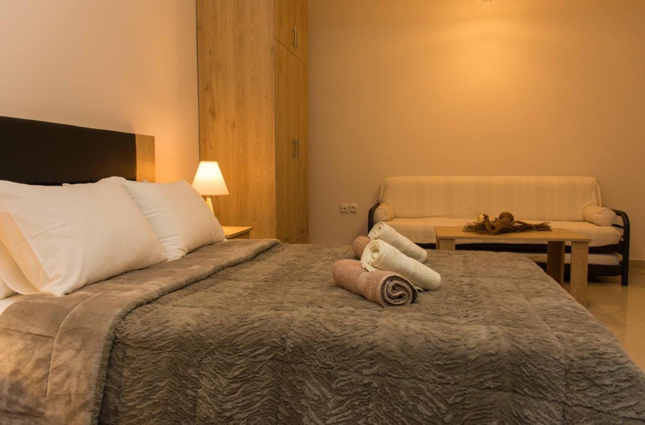 Central Luxury Studio Corinth Экстерьер фото