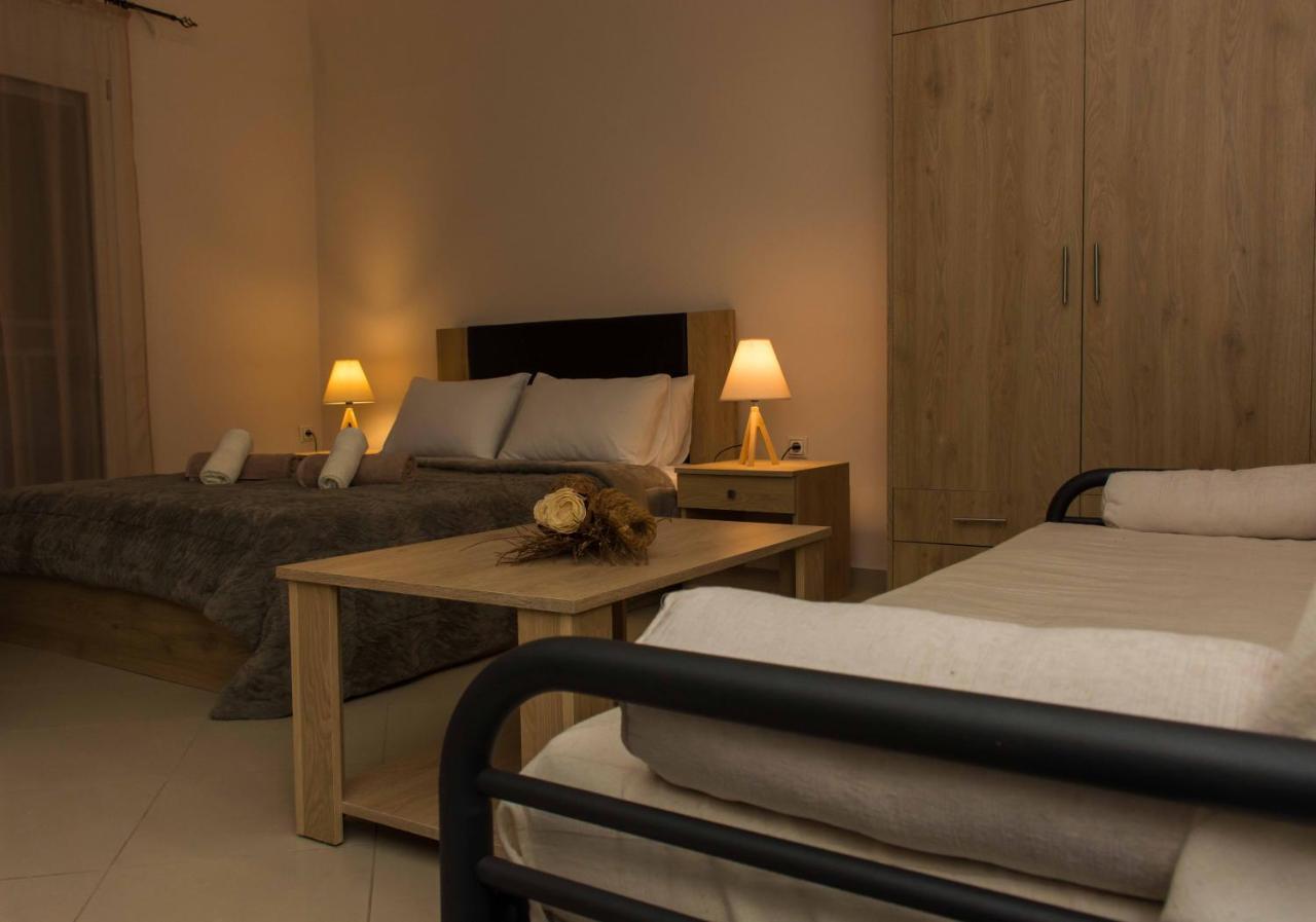 Central Luxury Studio Corinth Экстерьер фото