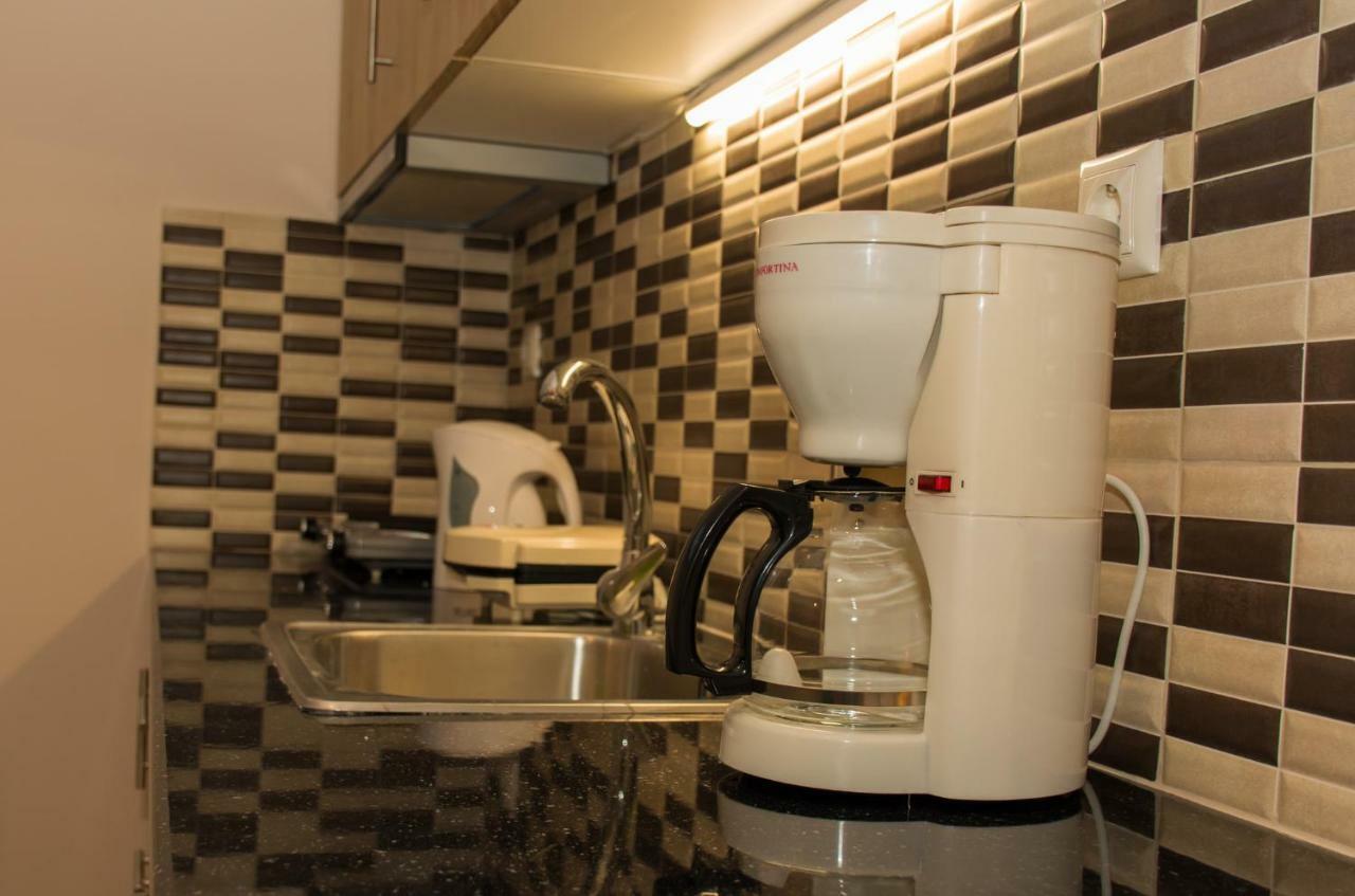 Central Luxury Studio Corinth Экстерьер фото